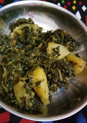 A picture of Aloo methi.