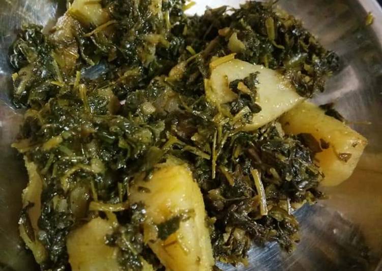 How to Prepare Super Quick Homemade Aloo methi