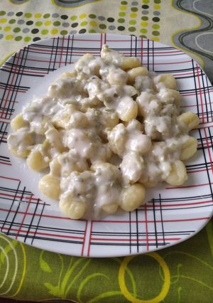Una foto de Ñoquis con salsa de puerros :)
