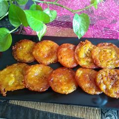 A picture of Mango Malpua.