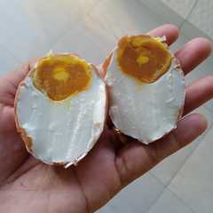 รูปของ Telur ayam asin