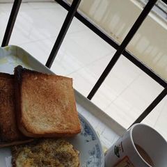 A picture of Full fried Egg.