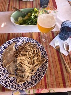 Una foto de Pasta fresca al pesto