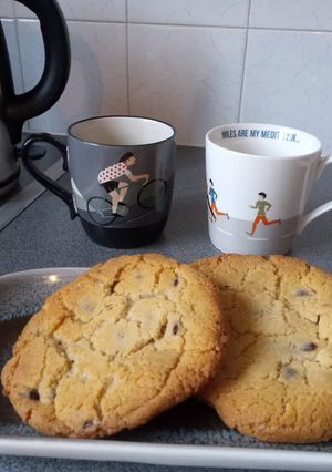 A picture of Giant Choc Chip Cookies.