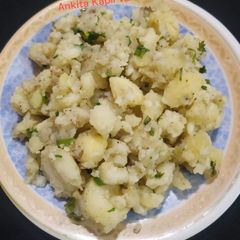 A picture of Falahari Aloo.
