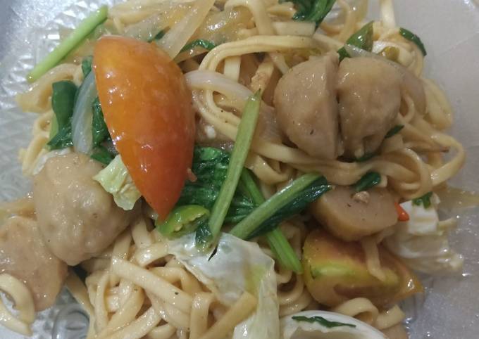 Resep Mie Goreng Bakso rumahan Anti Gagal