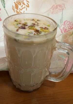 முலாம்பழம் மில்க் ஷேக் (Mulaambazha milkshake Recipe in Tamil) செய்முறை முக்கிய புகைப்படம்