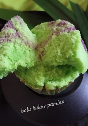 Foto resep Bolu kukus pandan spesial tepung easy mix