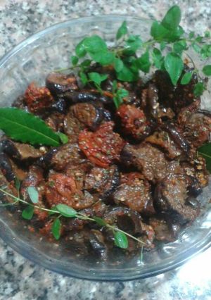 Una foto de Berenjenas en escabeche estilo italiano.