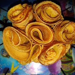 A picture of Banana crepes.