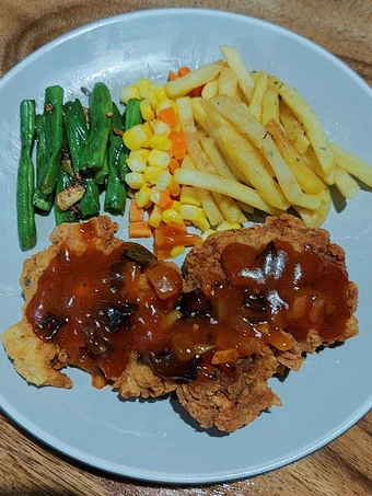 Cara Mudah Membikin Resep Crispy Beef Steak with Barbeque Sauce yang Uenak Anti Ribet, Mantap Sekali