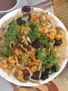 Hình của món Miến khô xào thập cẩm.