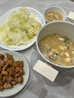 味噌鮭魚豆腐菇菇湯 的食譜成品照片