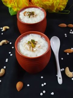 साबूदाना खीर(Sabudana kheer recipe in Hindi) रेसिपी मुख्य फोटो