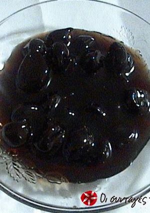 A picture of Cherry spoon sweet.