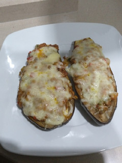 Una foto de Berenjenas con carne picada 🍆🍖🍗