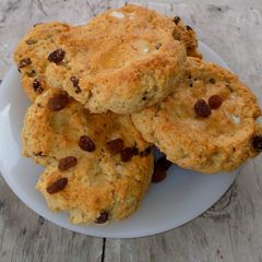 Maize flour fruit biscuit A picture of Maize flour fruit biscuit.