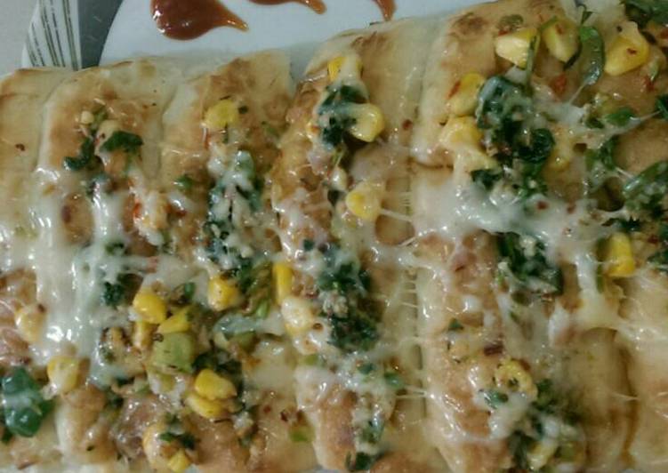 Cheese corn garlic bread