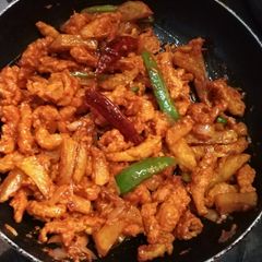 A picture of Crispy Chicken Starter.
