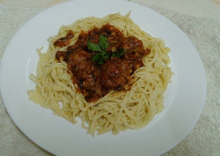 Recipe of Favorite Spaghetti with meat balls