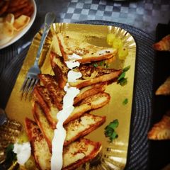 A picture of French toast.
