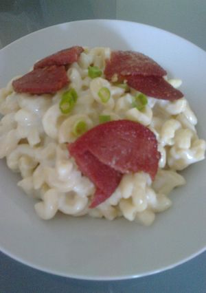 Una foto de Pasta con salsa Bechamel y mortadela
