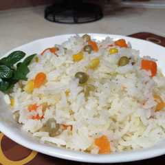 Una foto de Arroz blanco con verduras