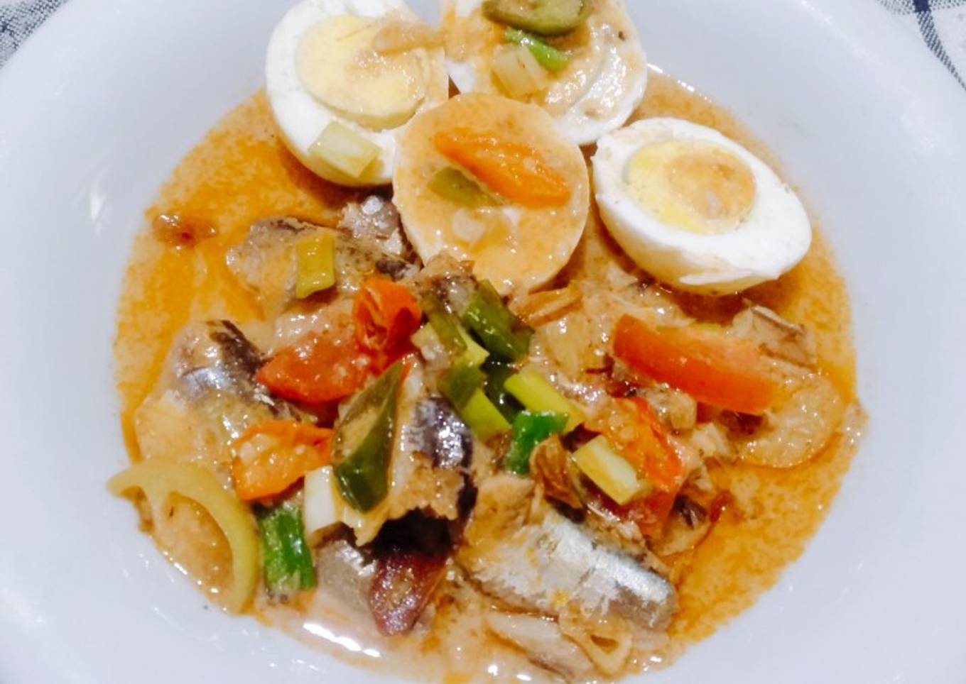 Sarden telur kuah santan