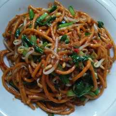 รูปของ Mie lidi goreng (mie gomak)