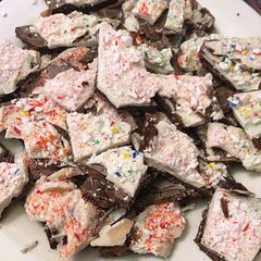 A picture of Peppermint bark.