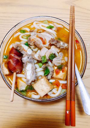 Hình của món Mì udon nấu sườn.