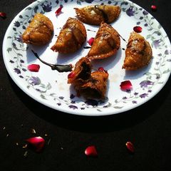 A picture of Chocolate kalakand gujiya.