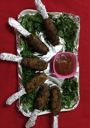 A picture of #LeafyGreensMethi Oats lollipops.