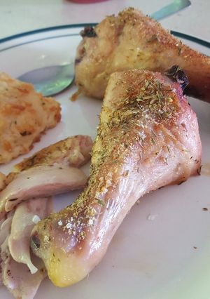 A picture of Oven Baked Drumsticks.