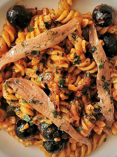 Una foto de Fusilli alla Puttanesca