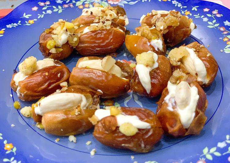 Steps to Make Favorite Almond Dates