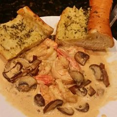 A picture of Brad's new Orleans style prawns.