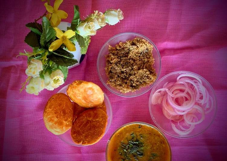 Recipe of Award-winning Dal Bati Churma with pickled onions