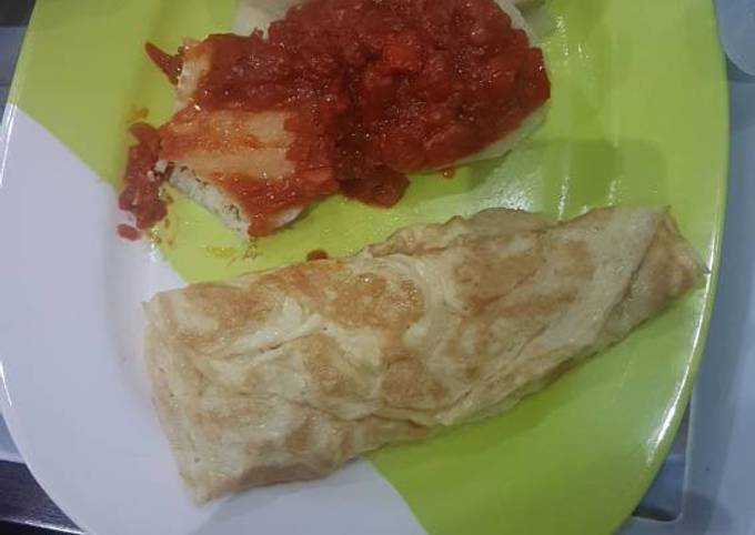 Simple Way to Prepare Award-winning Fried egg with boiled yam and stew