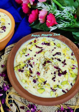 एप्पल सेवईं खीर(apple sevai kheer recipe in Hindi) रेसिपी मुख्य फोटो