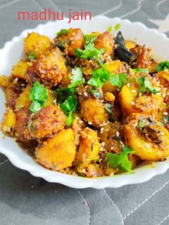 राजस्थानी /जोधपुरी आलू (Rajasthani / Jodhpuri aloo recipe in hindi) रेसिपी मुख्य फोटो