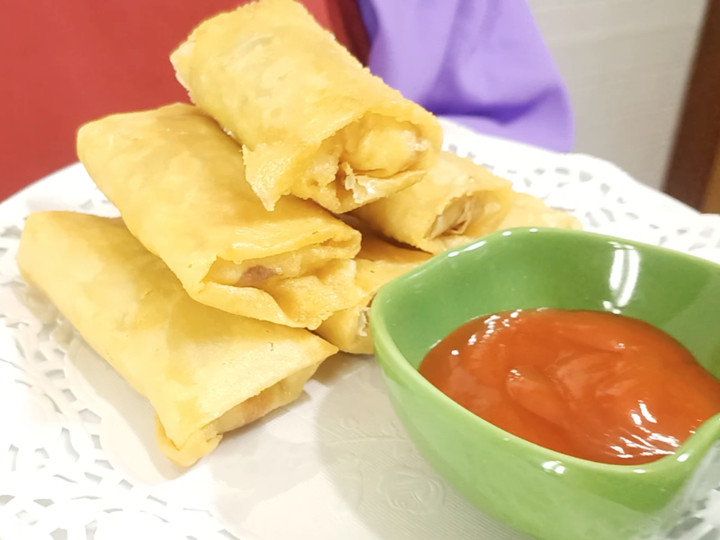 Cara Gampang Menyiapkan Lumpia goreng isi rebung ayam Yang Enak Banget