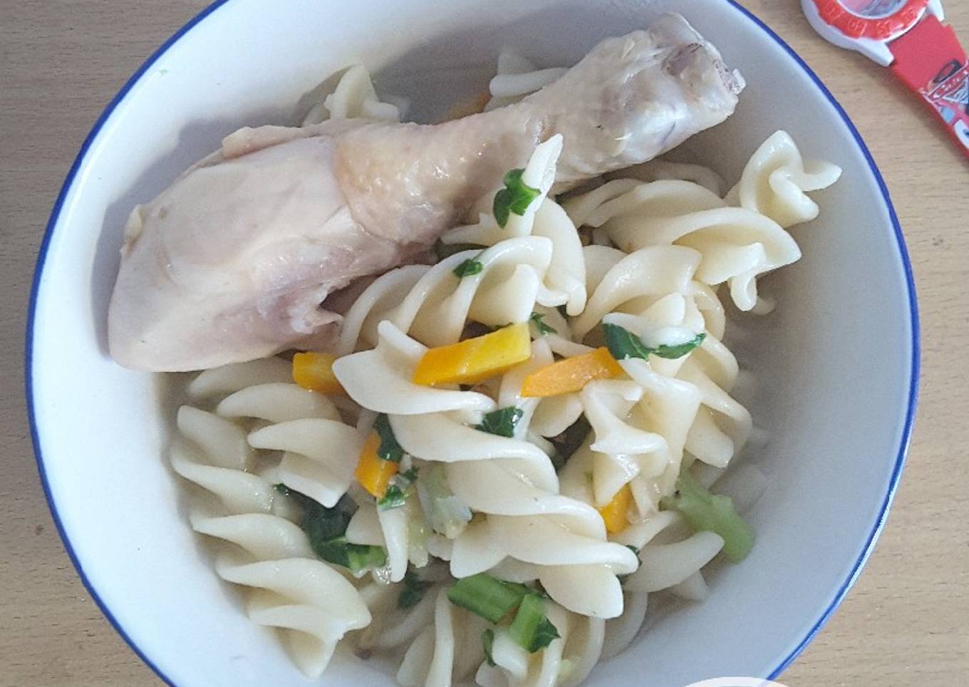 Sop Ayam Makaroni Untuk Anak