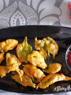 A picture of Crispy Palak Fritters.