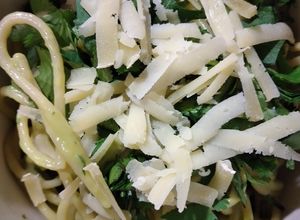 Una foto de Spaghetti en salsa de aguacate