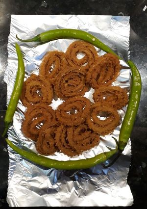 A picture of Jowar chakli.