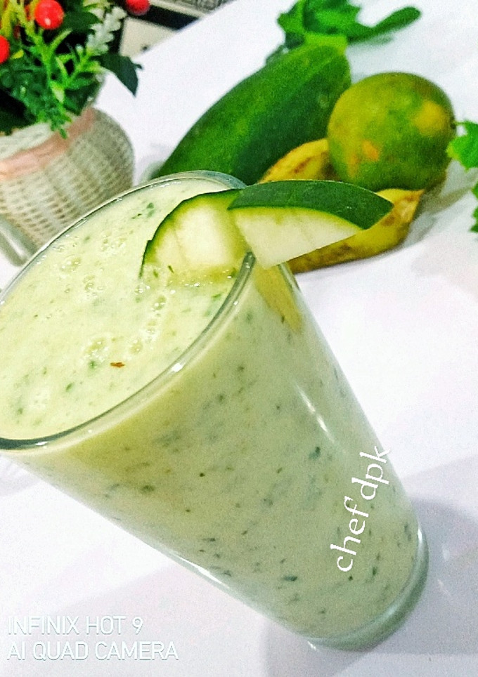 A picture of Cucumber banana smoothie.