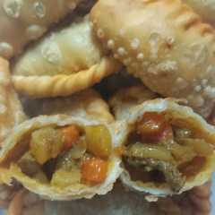 รูปของ Pastel Carry Daging Sapi Goreng