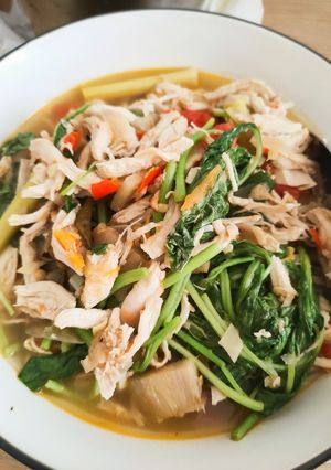 Foto resep Cah Bayam Ayam suwir kecombrang