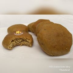 A picture of Sweet-potatoes biscuits.